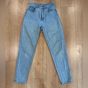 Vintage High Rise Mom Jeans Light Wash USA Made 28x30.5 Size 10